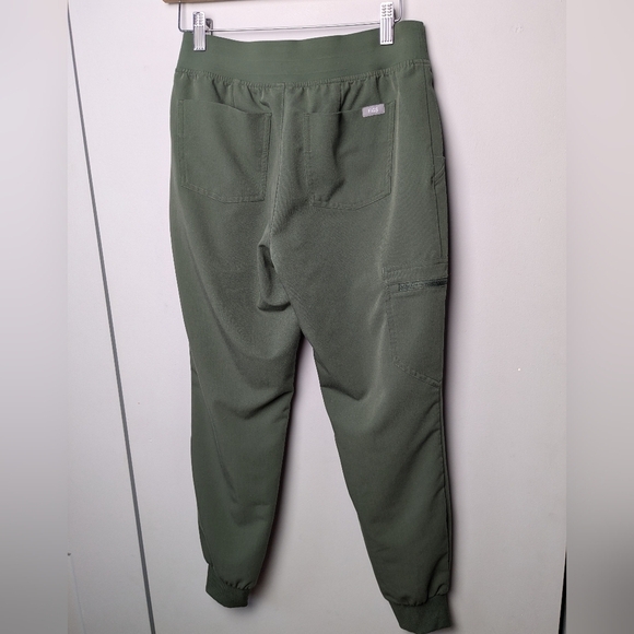 COPY - FIGS Women's Zamora Jogger Scrub Pants size XS petite kaki green - Picture 8 of 16